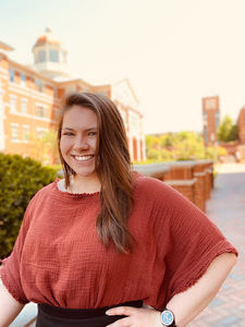 Meet your Posher, Madeline